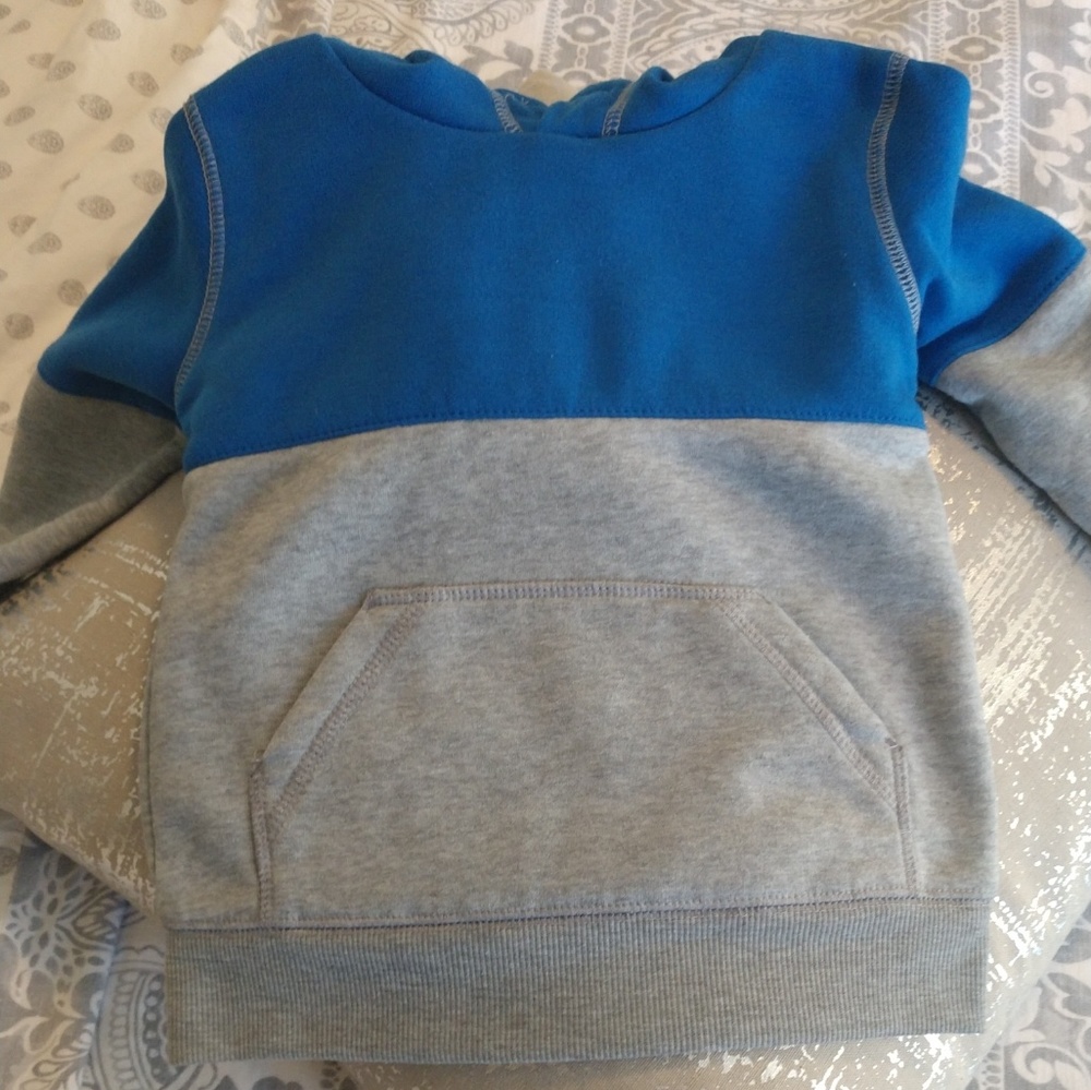 3T Pullover Sweater